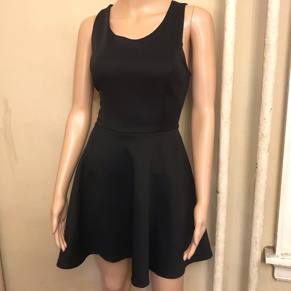 Forever 21 circle dress - Picture 2 of 5